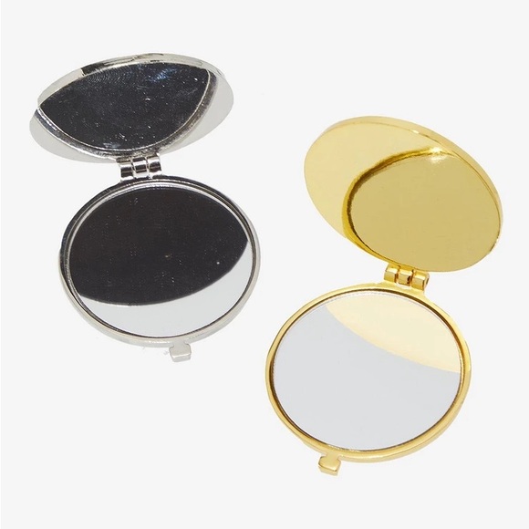 Disney Loungefly Mystery Pin Princess Mirror Collectible Blind Box NIB - Picture 4 of 4